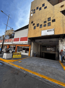 Parqueo Plaza España